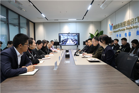 2月21日，進(jìn)出口公司傳達(dá)學(xué)習(xí)陜外集團(tuán)深化“三個(gè)年”活動暨“二次創(chuàng)業(yè)”推進(jìn)會精神。_副本.jpg